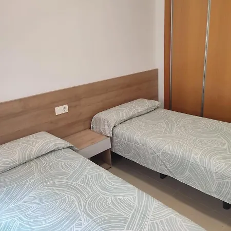 Playa De Gandia-residencial Vesta דירה